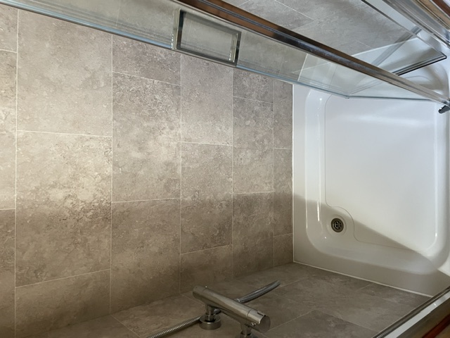  Shower 